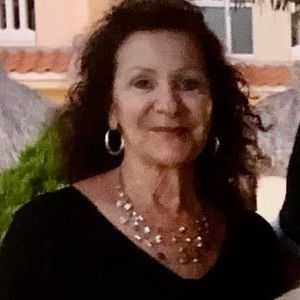 Meet your Posher, Lucille